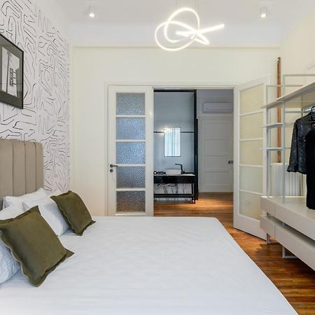 Your 4 Bdrm Dream House Acropolis View & Jacuzzi เอเธนส์ ภายนอก รูปภาพ