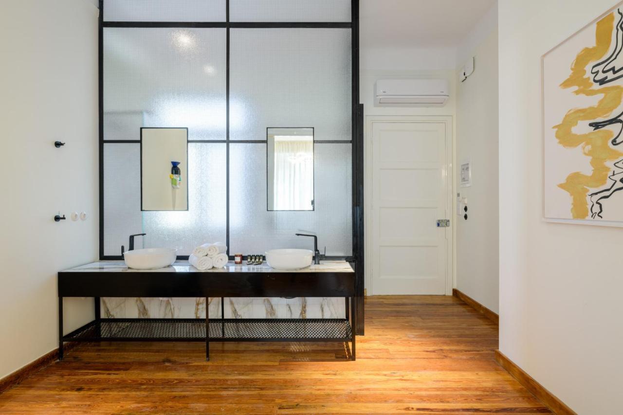 Your 4 Bdrm Dream House Acropolis View & Jacuzzi เอเธนส์ ภายนอก รูปภาพ