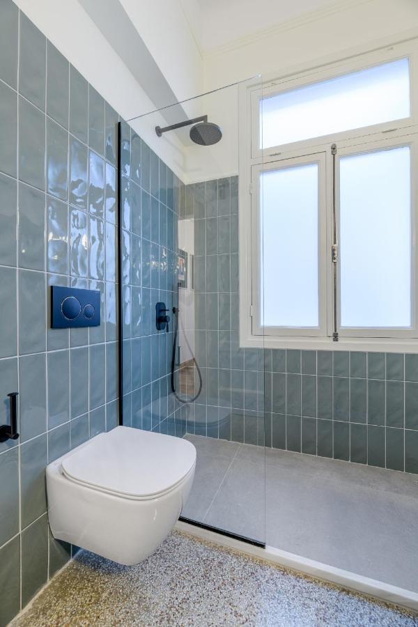 Your 4 Bdrm Dream House Acropolis View & Jacuzzi เอเธนส์ ภายนอก รูปภาพ